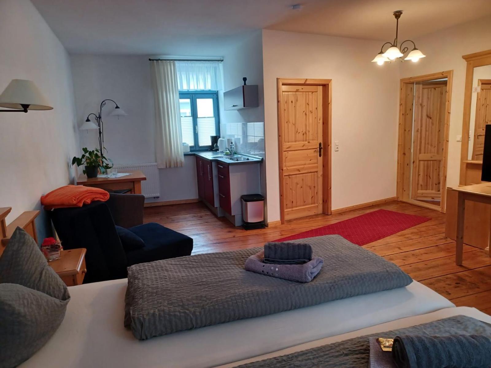 Pension Und Gaststaette "Zur Brauschaenke" Schöneck Екстериор снимка